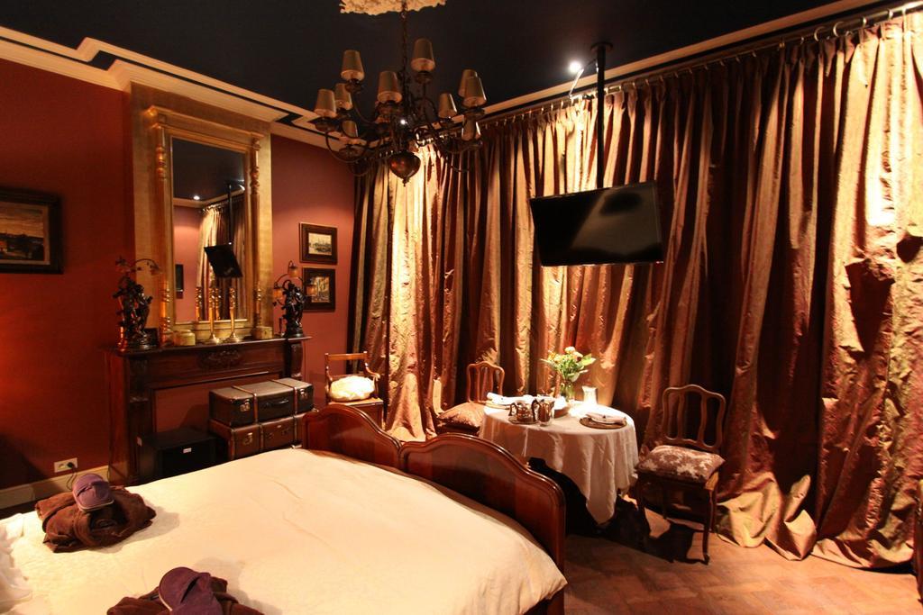 B&B De Lachende Engel Mechelen Szoba fotó